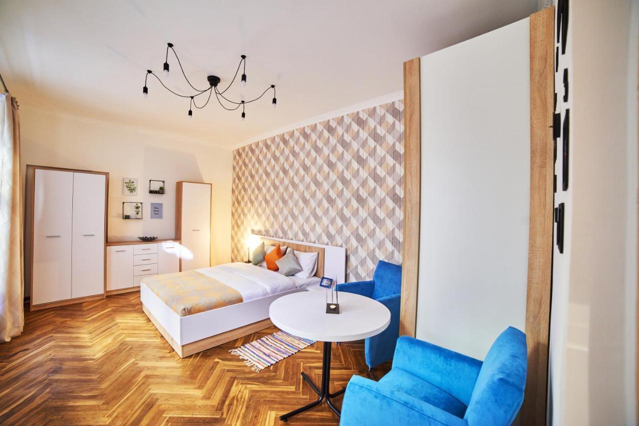 Comfort Apartments In Center Lviv Exterior photo